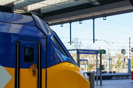 Overzicht met centraal schoolvakanties 2026 en 2027 voor regio noord, midden en zuid