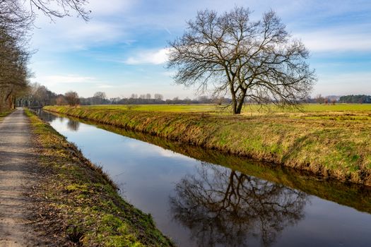 Krystel Rietbergen tijdens een publieke verschijning, bij een artikel over haar geschatte vermogen