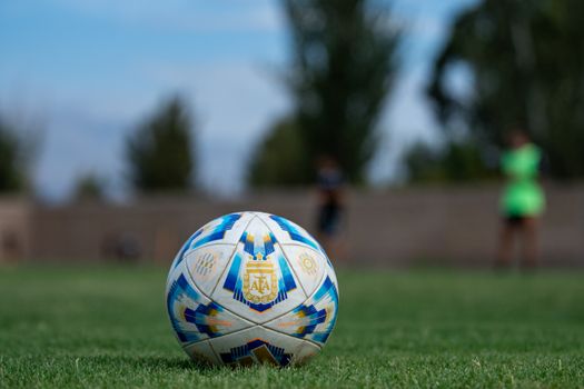 wk voetbal speelschema knock-outs op scherm in stadion met route van laatste 32 naar de finale